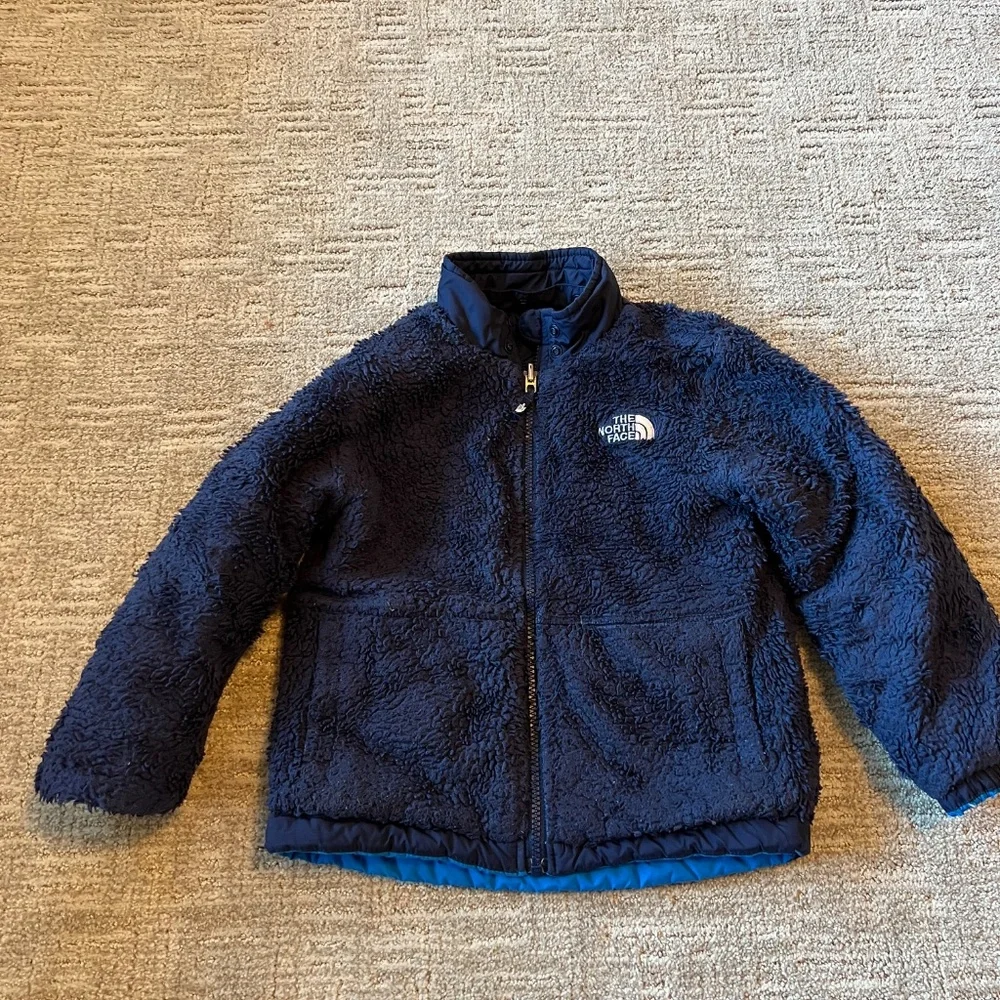 North Face winter jacket - reversible & detachable hood - Picture 7 of 9